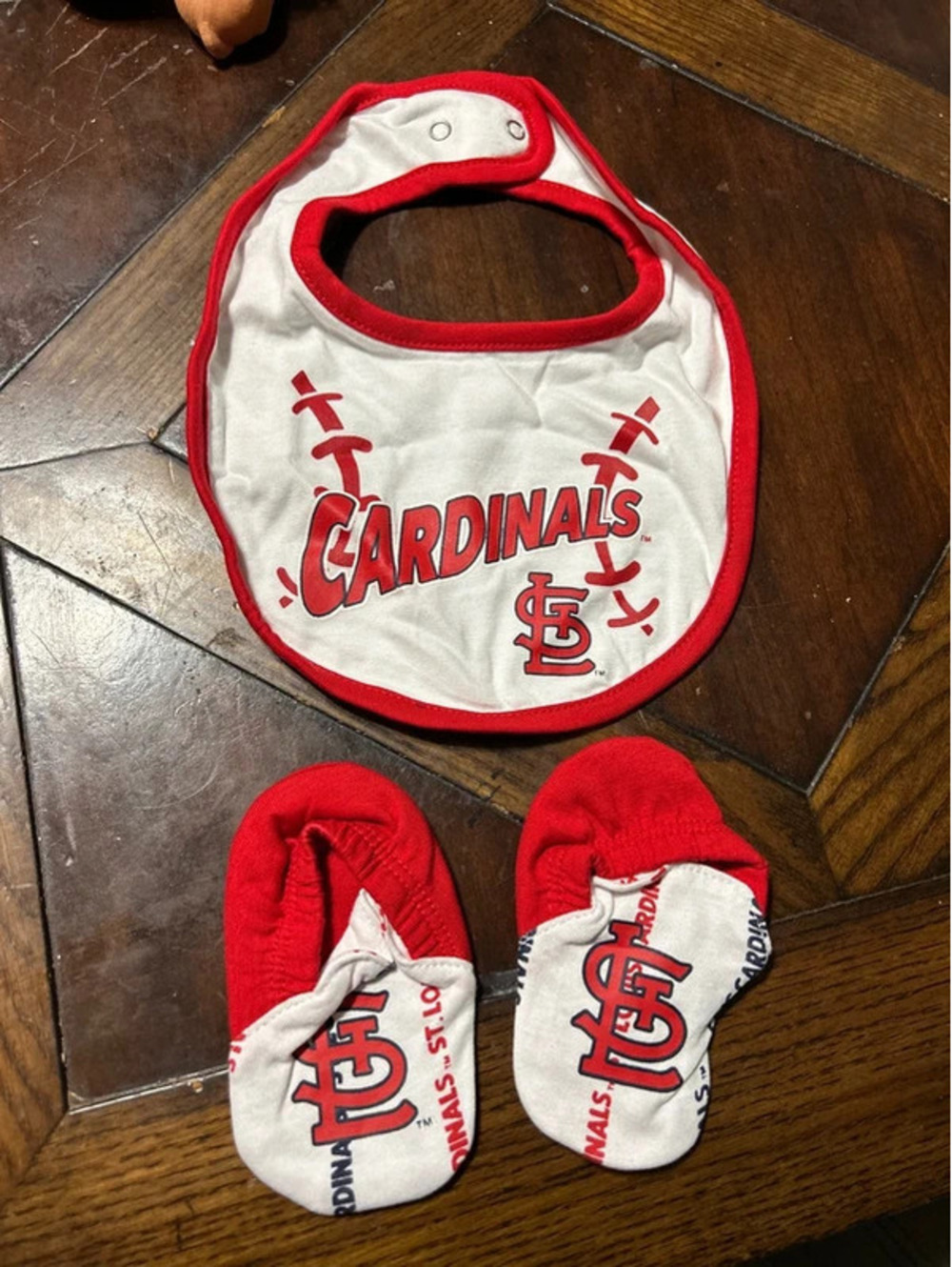 Stl cardinals bib & booties